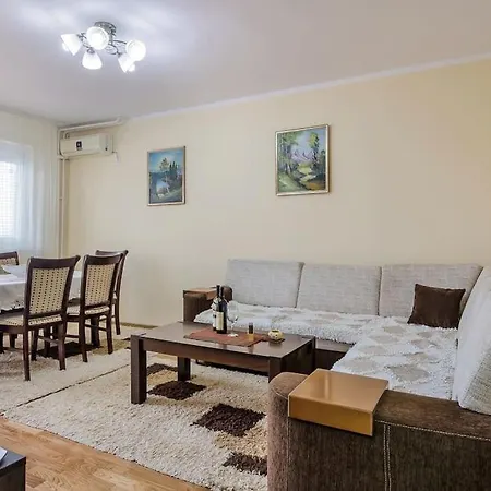 View 00-24 Апартаменты